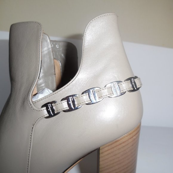 Salvatore Ferragamo Cut Out Ankle Maka Chain Boots - Picture 9 of 14